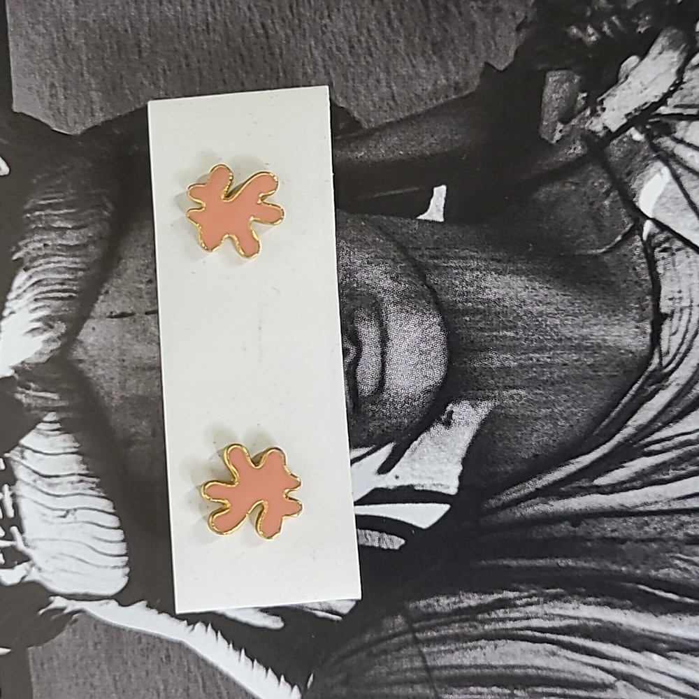 Paint Splatter Stud Earrings Small Blush Pink Everyday Cute Casual Fashion Trend
